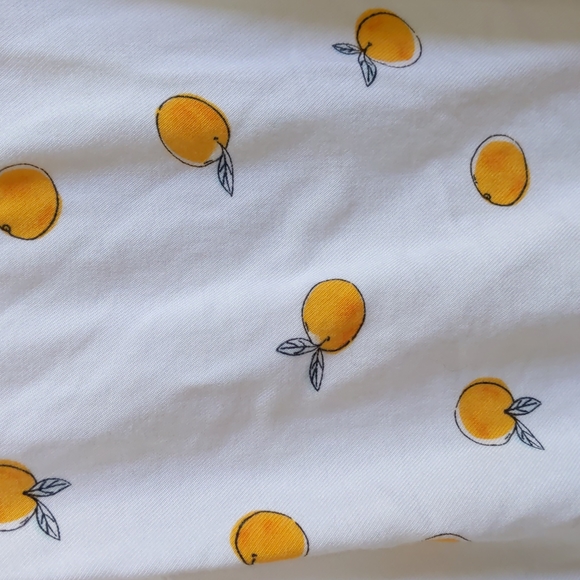 XS A New Day White Oranges print cami - Picture 7 of 7